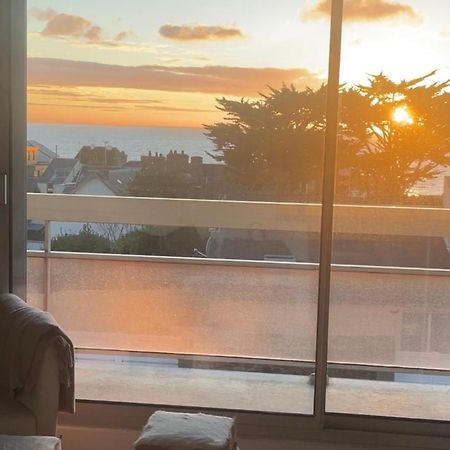 Appartement Vue Mer Proche Plage Et Centre Гранвил Екстериор снимка