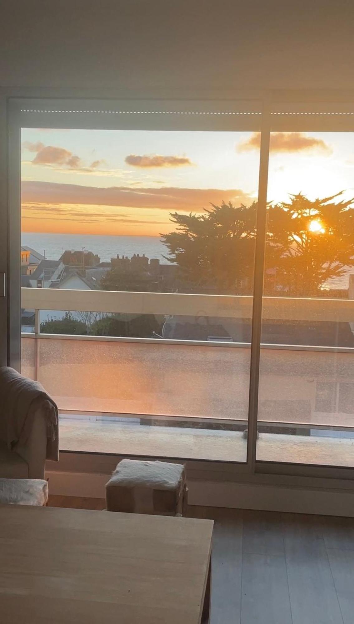 Appartement Vue Mer Proche Plage Et Centre Гранвил Екстериор снимка